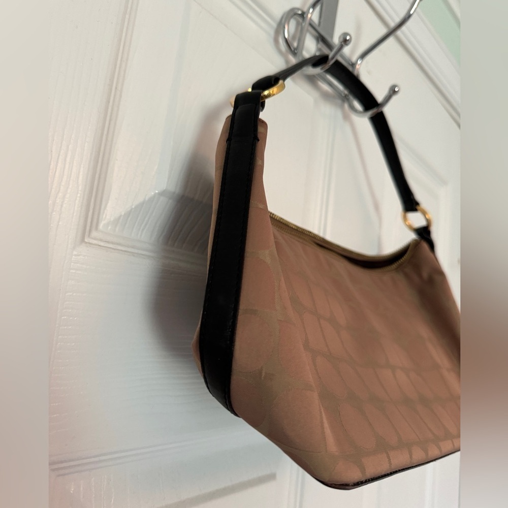 KATE SPADE ♠️ Tan Gold Dot Noel Jacquard Monogram Logo Shoulder Bag - Picture 7 of 7
